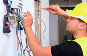 كشف التماس الكهرباء بالرياض